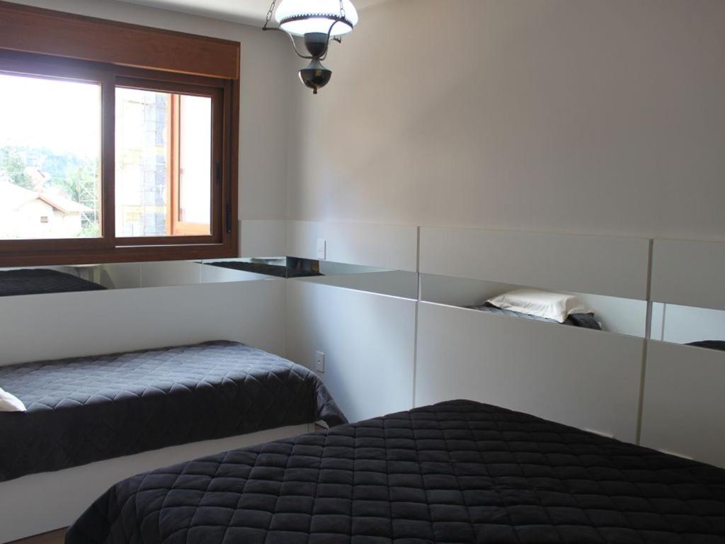 Apto lindo e novo no centro Gramado  Apto lindo e novo no centro Gramado