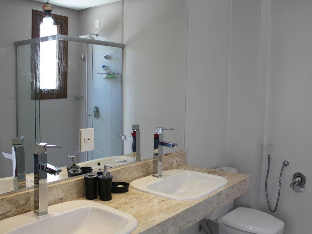 Apto lindo e novo no centro Gramado  Apto lindo e novo no centro Gramado