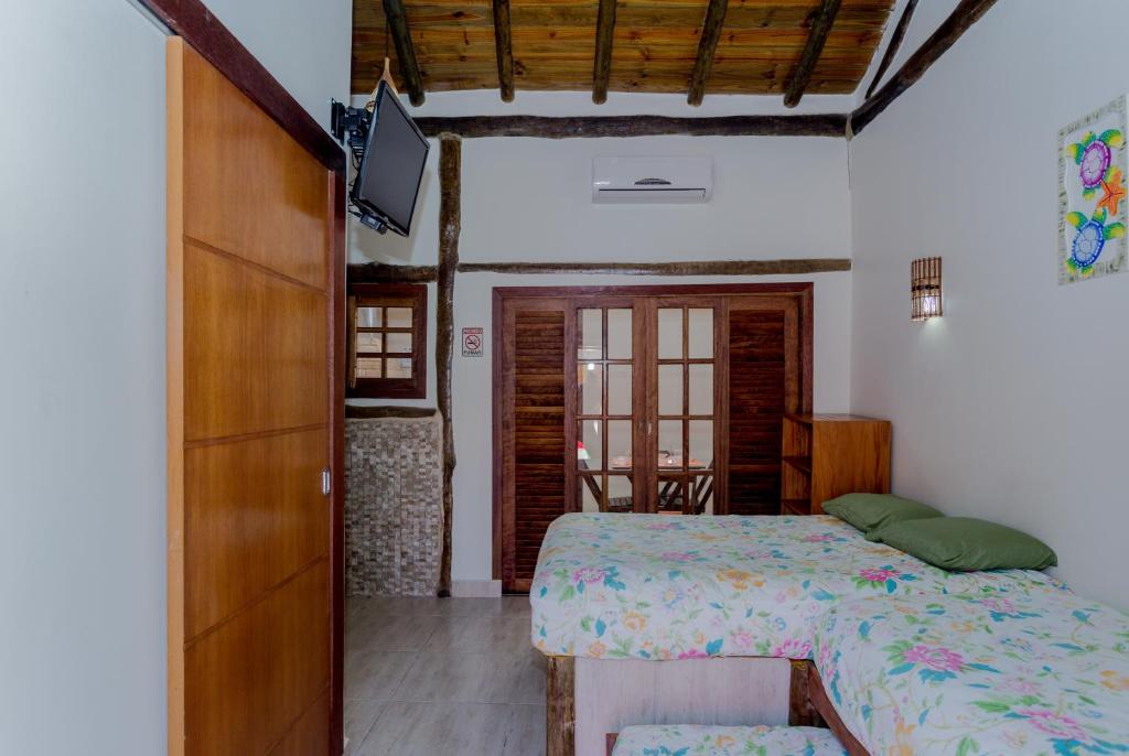  Pousada do Julião - Lagoinha Ubatuba SP