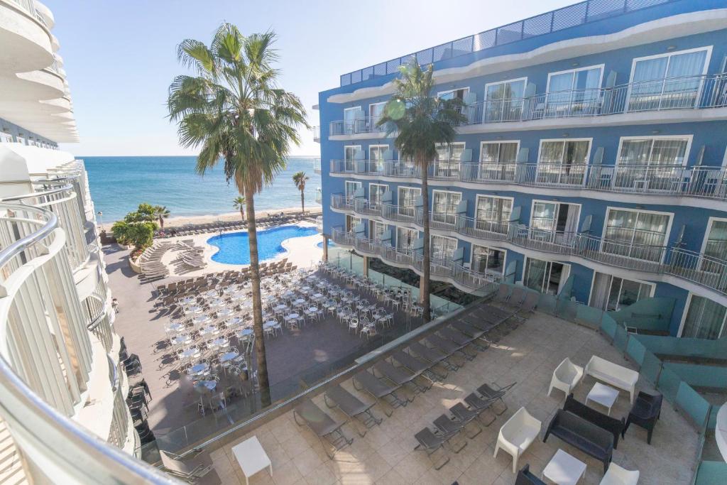 Bazén v ubytování Hotel Augustus nebo v jeho okolí