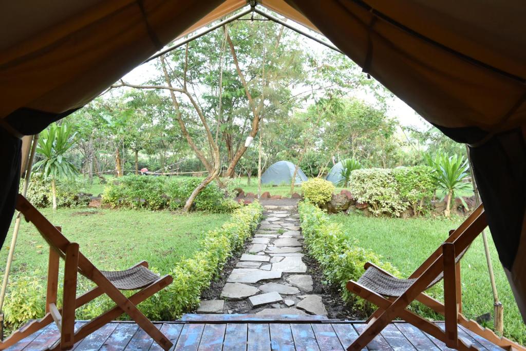 Gallery image of Red Rocks Rwanda - Campsite & Guesthouse in Nyakinama