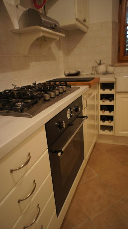 Kuchyňa alebo kuchynka v ubytovaní Holiday home Villa Vanya