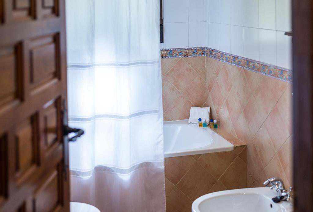 Cortijo De Tajar, Huétor-Tájar – Updated 2022 Prices
