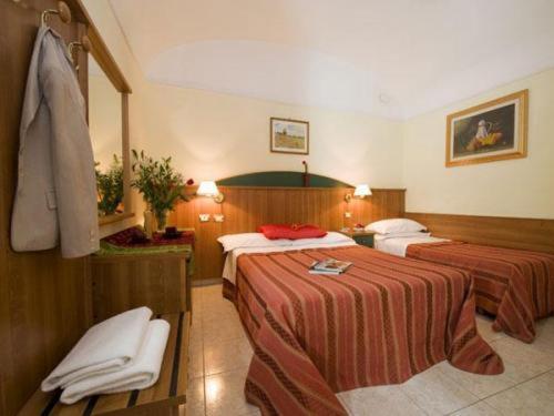 Hotel Altavilla - Resim 10