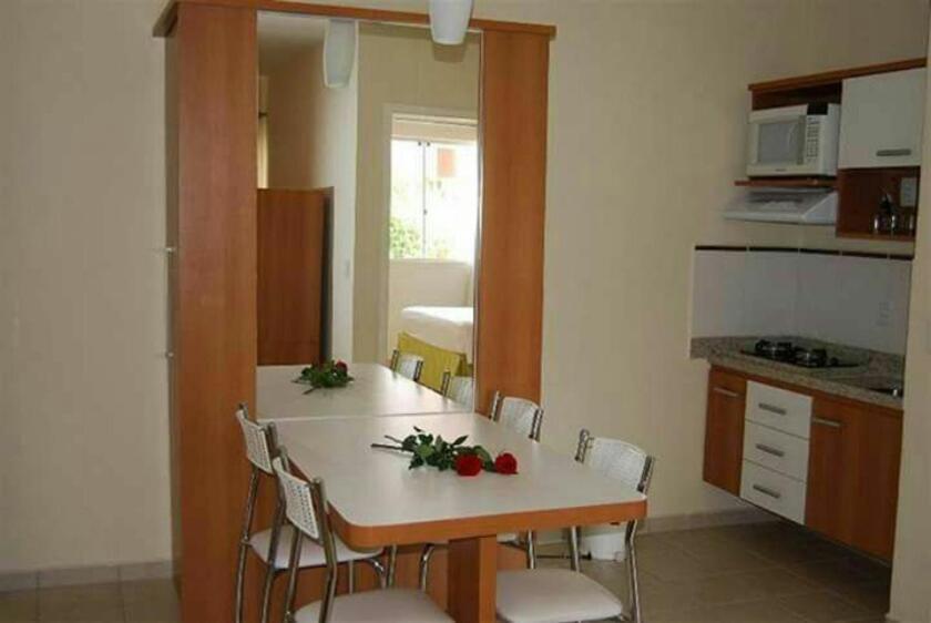  Serra Park Flat 420
