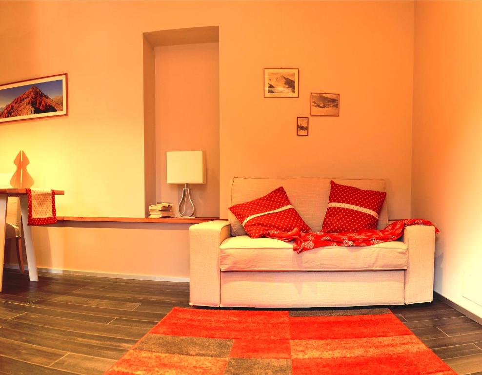A seating area at Casa Monet