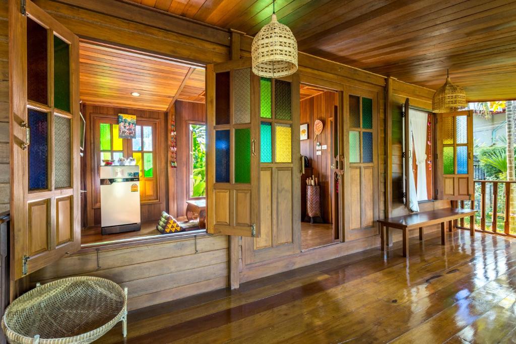 Suksathan Lamphun - Maison 2 Chambres