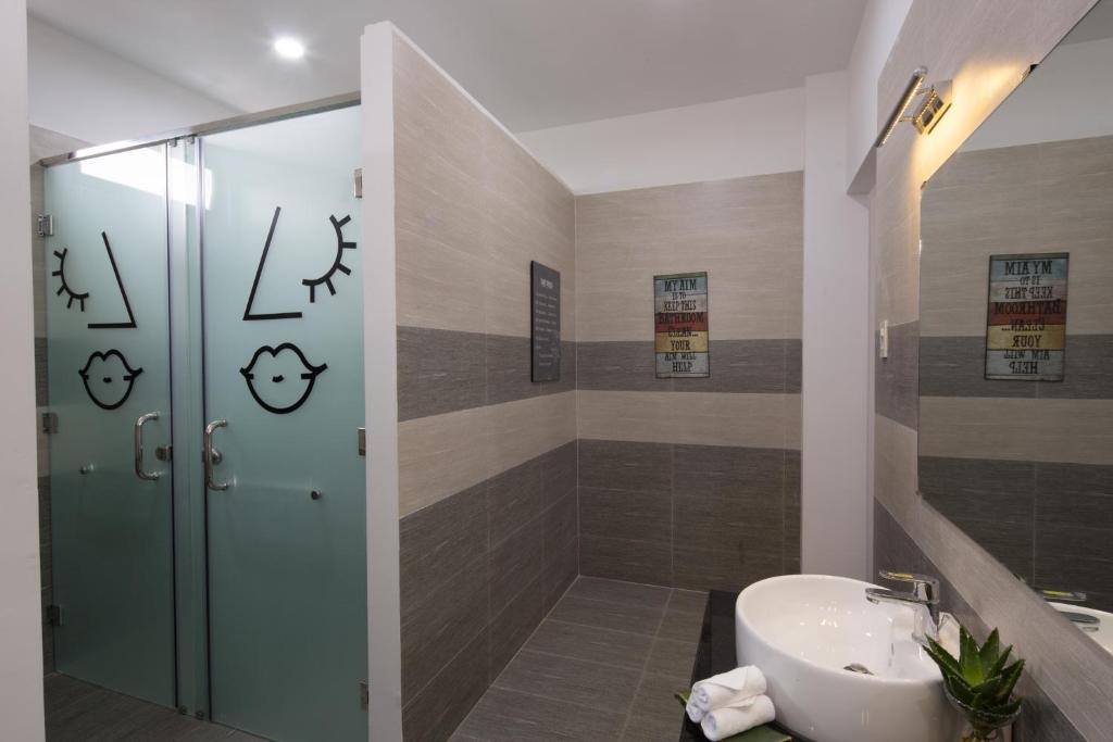 Koupelna v ubytování Fedora Hostel