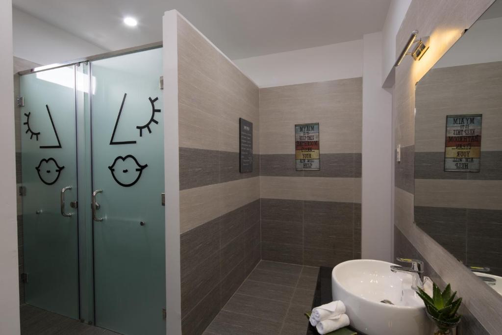 Koupelna v ubytování Fedora Hostel