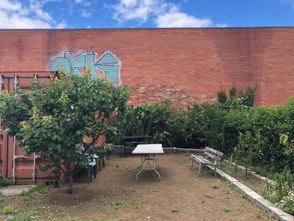Zahrada ubytování Narrara Backpackers Hobart
