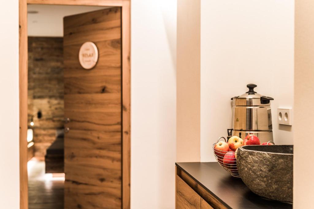 Kuchyň nebo kuchyňský kout v ubytování Hotel Regglbergerhof