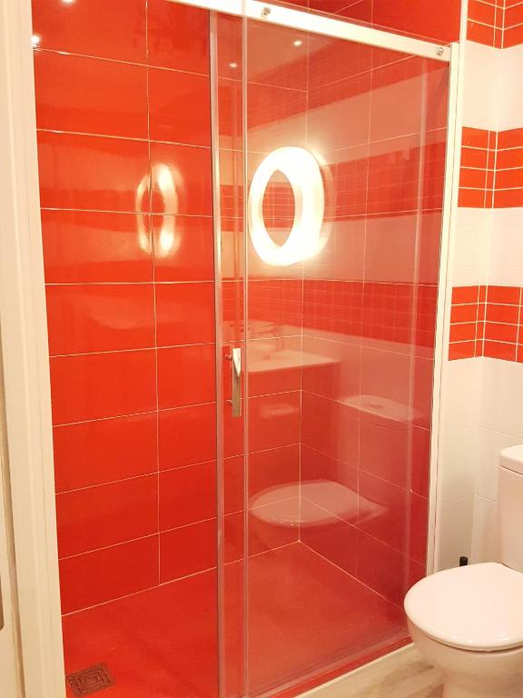 Un baño de Avenida De America Tijcal