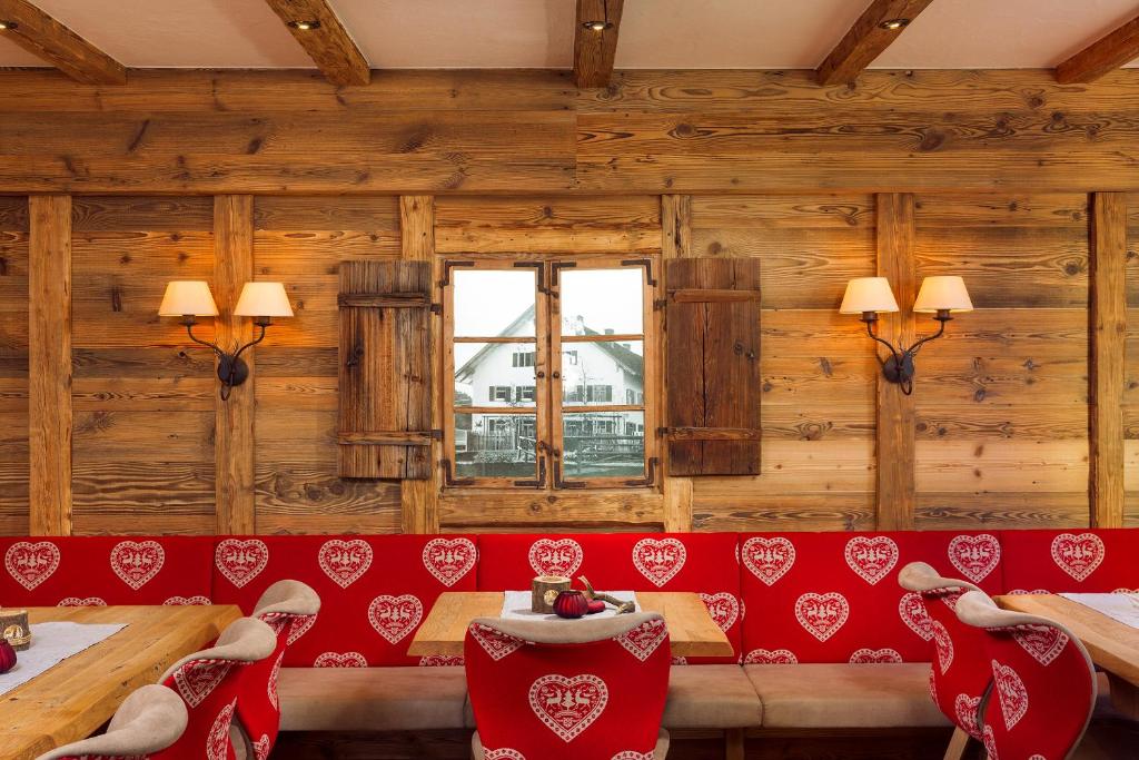 Posezení v ubytování Landgasthof Hubertus - Braugasthof und Wellnesshotel im Allgäu
