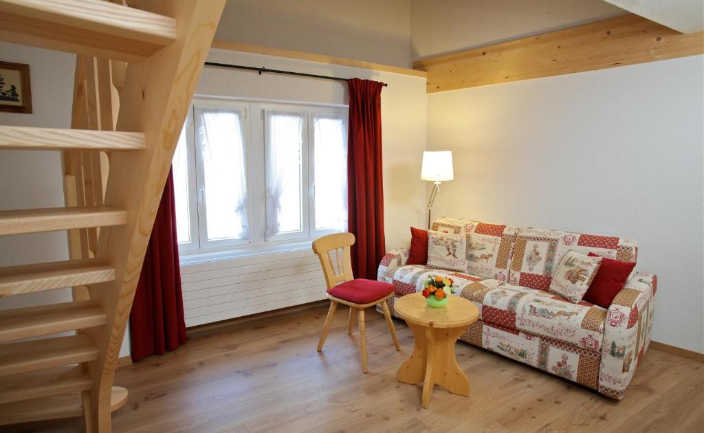 Istumisnurk majutusasutuses Hôtel du Cerf