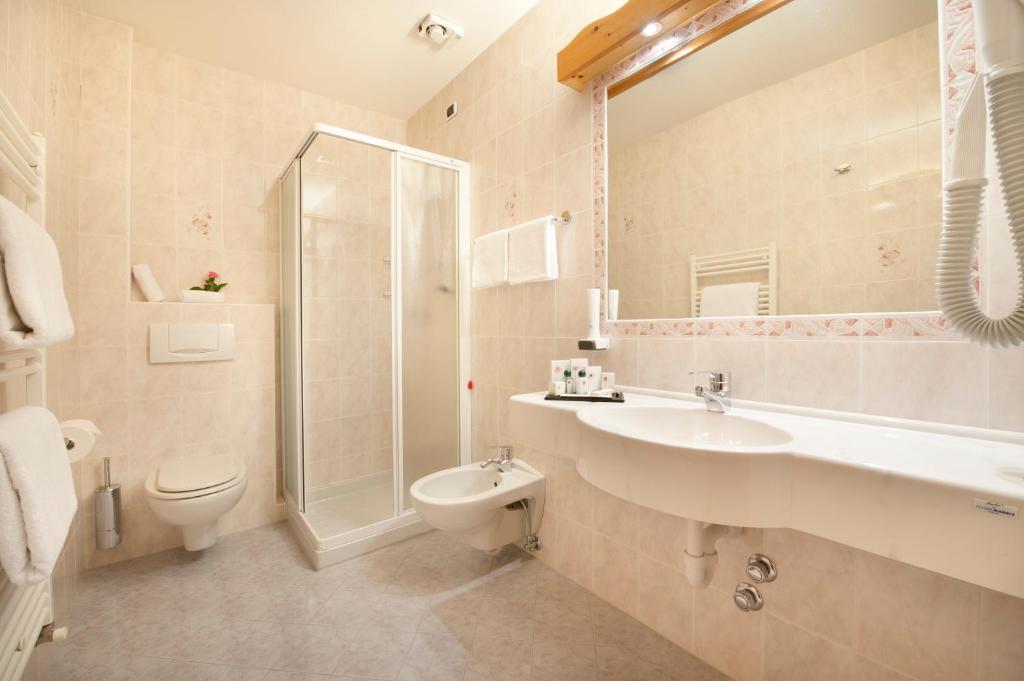 Koupelna v ubytování Hotel Duc De Rohan