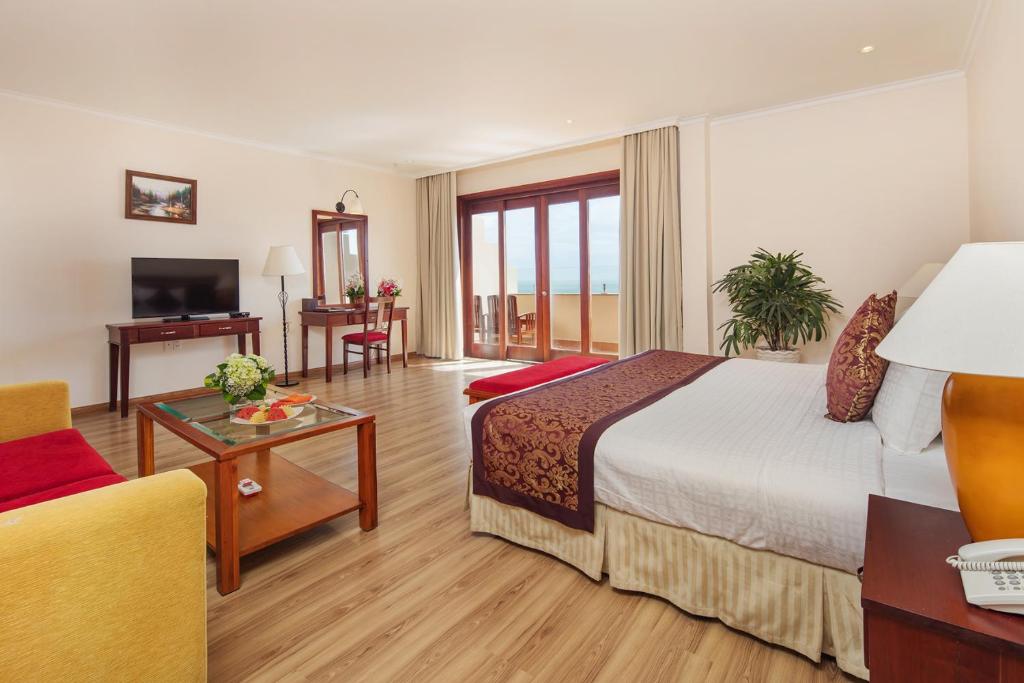 Suite Deluxe Giường Đôi Hướng Biển