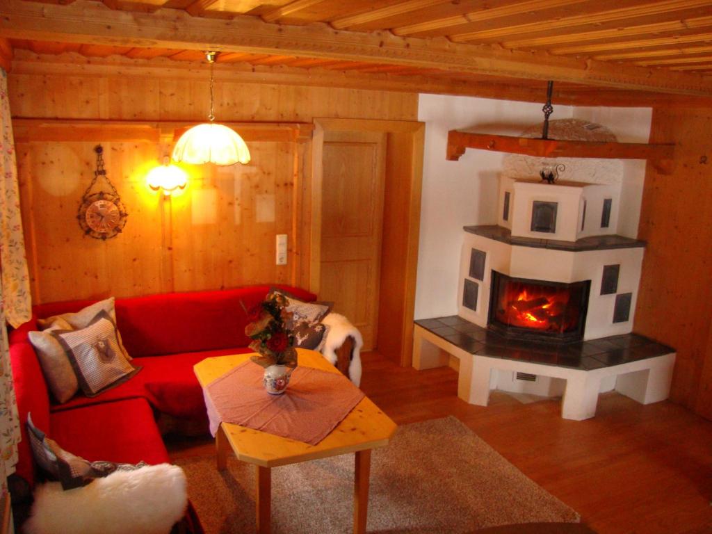 Posedenie v ubytovaní Alpenbauernhaus Vorderbrandthof