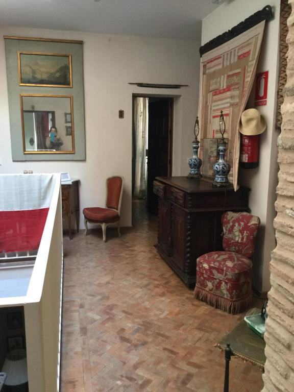 Posedenie v ubytovaní Hostal Casa Del Buen Viaje