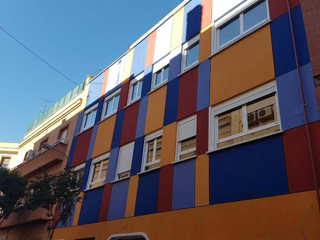 Edificio en el que se encuentra el apartahotel