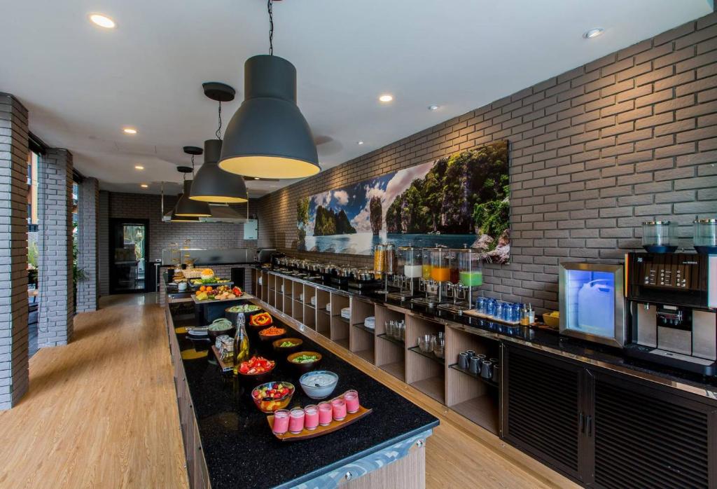 GLOW Ao Nang Krabi - Resim 5