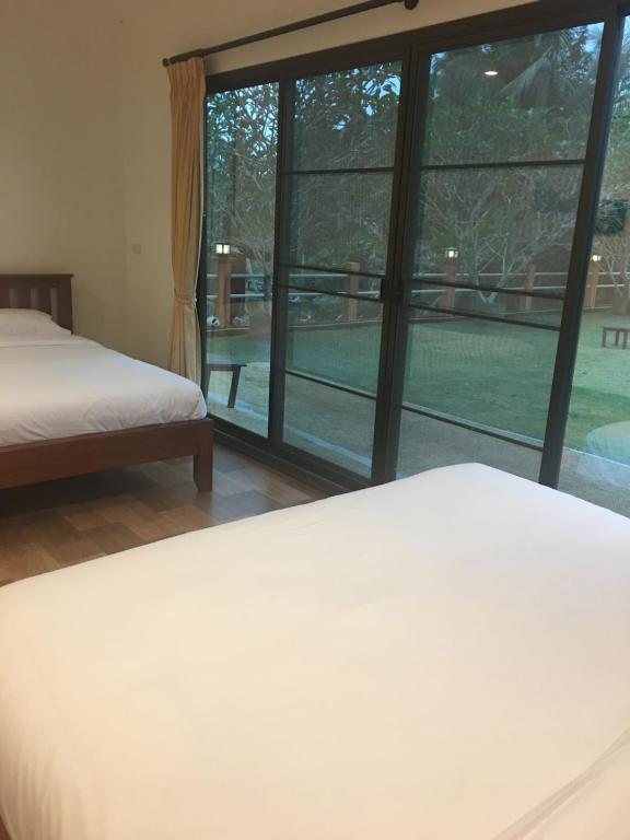 Sleep Soundly By The Sea - 18