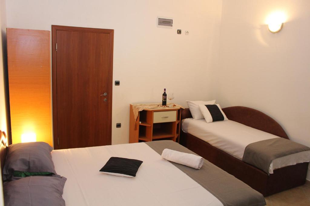 Apartments Perezaj II - 1