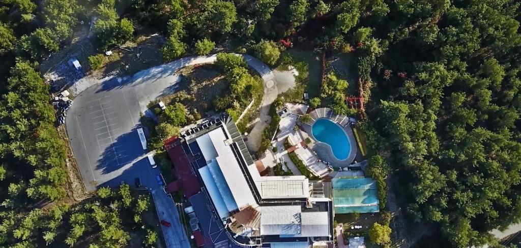 Philippion - Resim 17