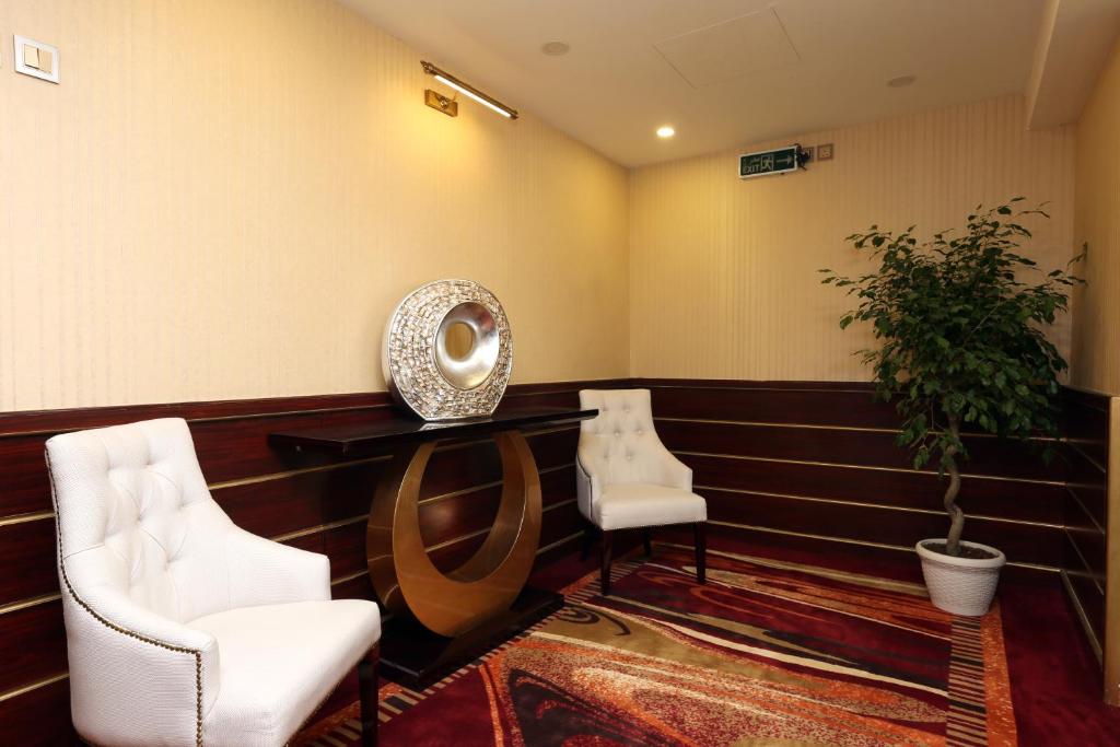 AL MUHAIDB APARTMENT