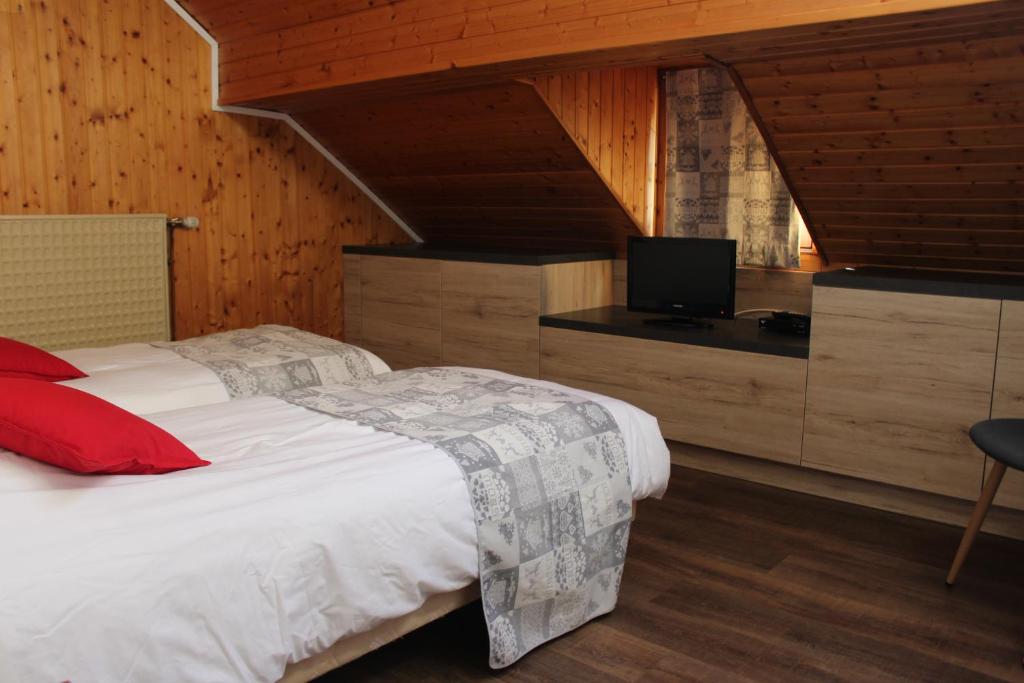 Hotel du Haut du Roc Demi Pension Comprise - Suite Familiare