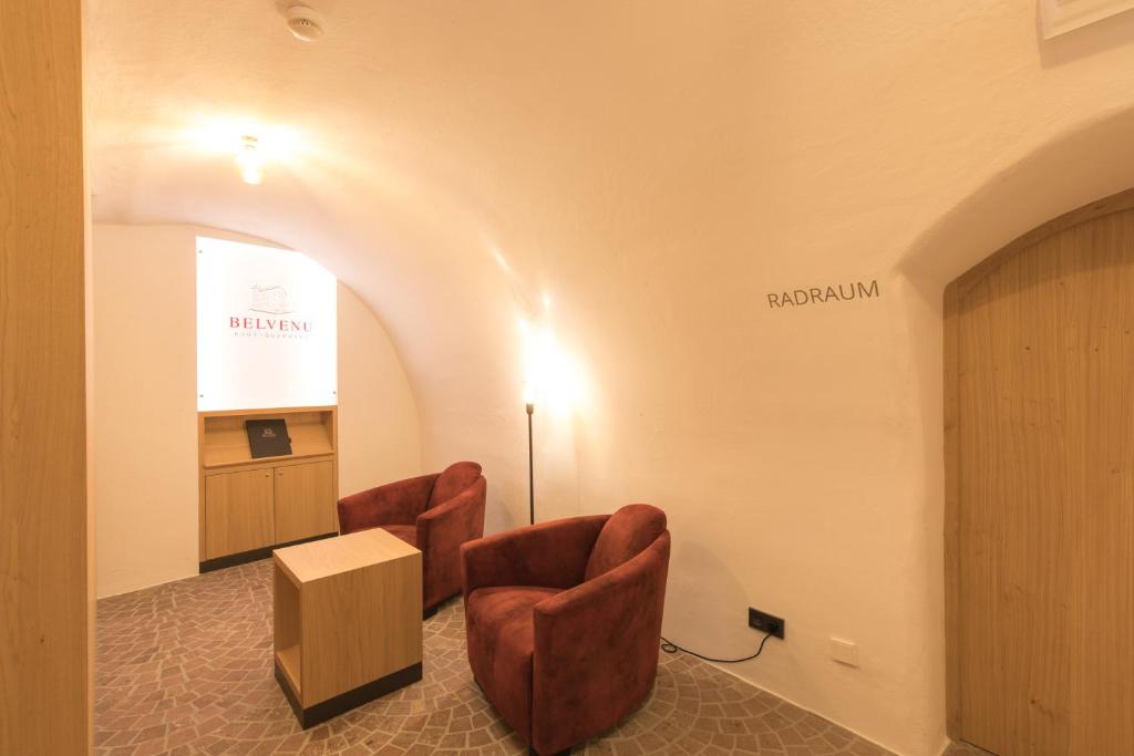 A seating area at Belvenu Boutique Hotel