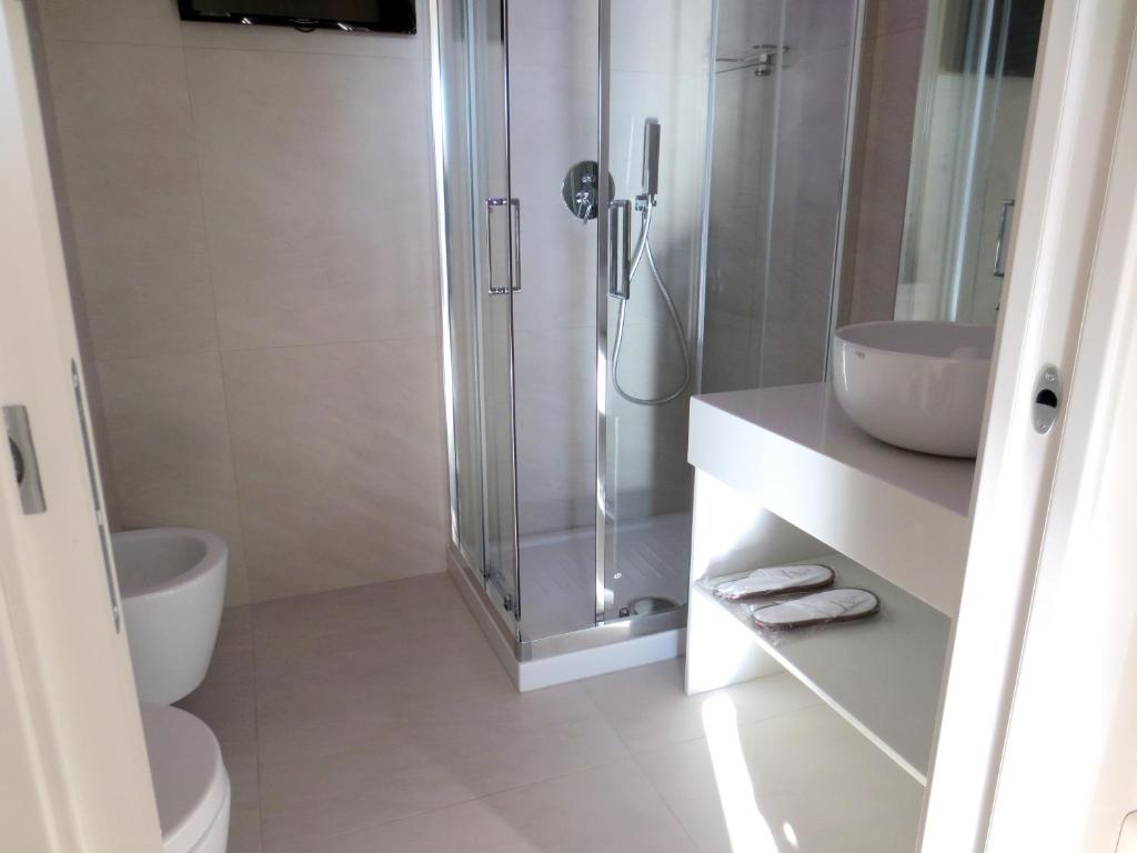 A bathroom at Gatto Bianco Le Terrazze