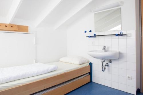 Koupelna v ubytování Jugendherberge Ottobeuren - membership required