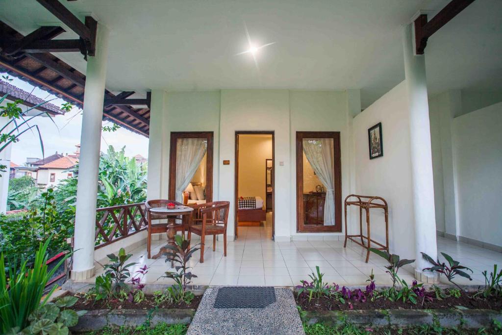 Zahrada ubytování Ubud Inn Cottage by Prasi