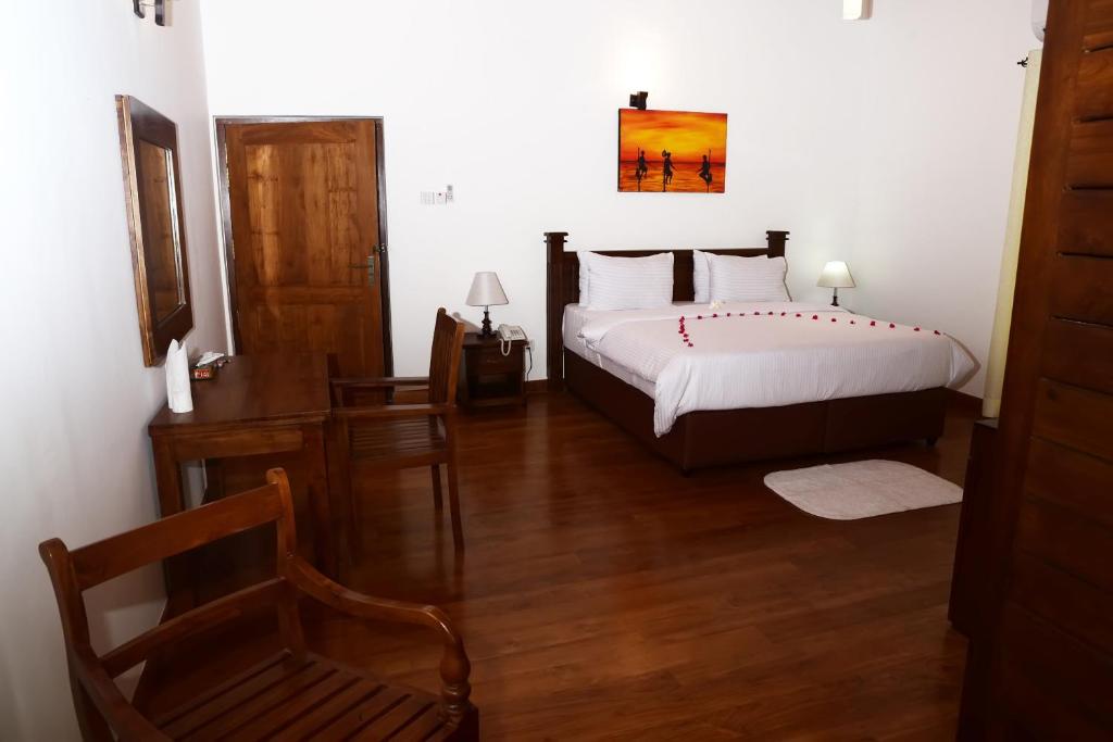 Hikka Sandy Pearl Beach Resort - Deluxe Süit - Deniz Manzaralı
