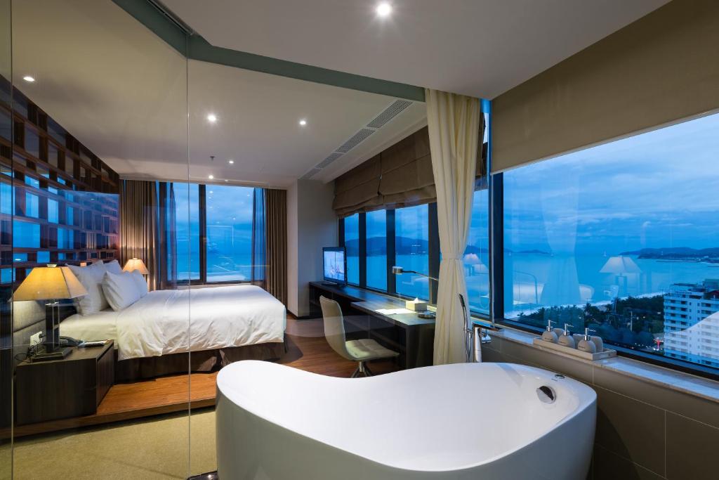 Suite Có Giường Cỡ King Nhìn Ra Biển