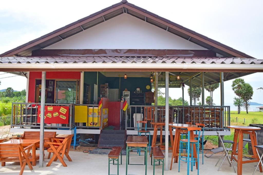 Restaurace v ubytování Anissa Resort Koh Yao Yai