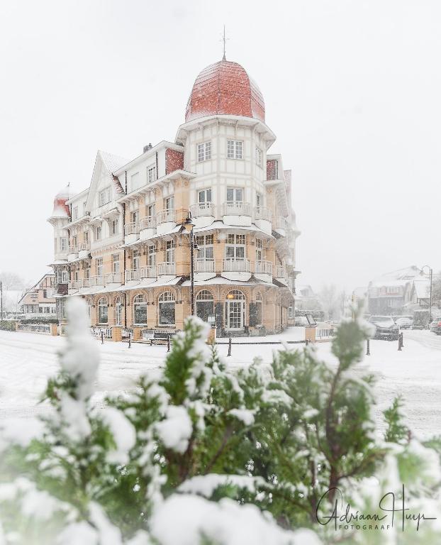 Grand Hotel Belle Vue v zimě