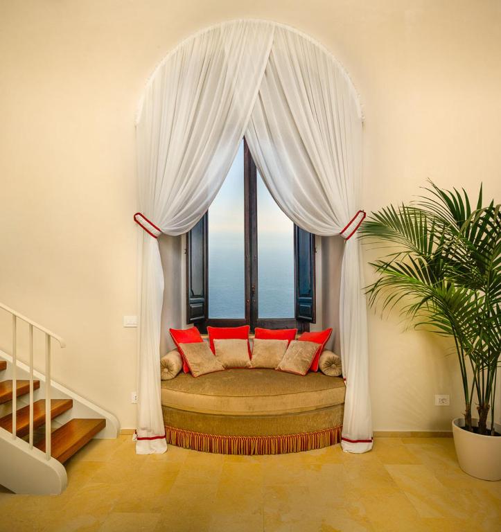 Loft Suite with Sea View 