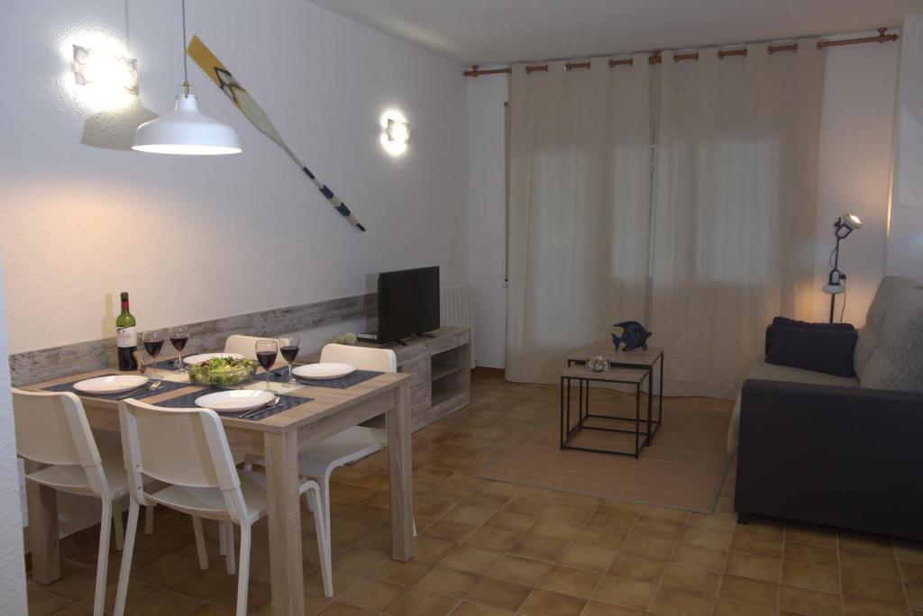 Piso con encanto, Sant Feliu de Guixols – Updated 2023 Prices