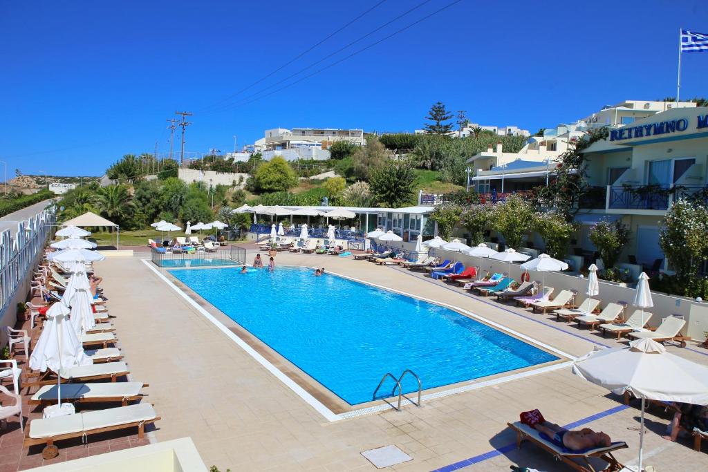 Bazén v ubytování Rethymno Mare Royal & Water Park nebo v jeho okolí