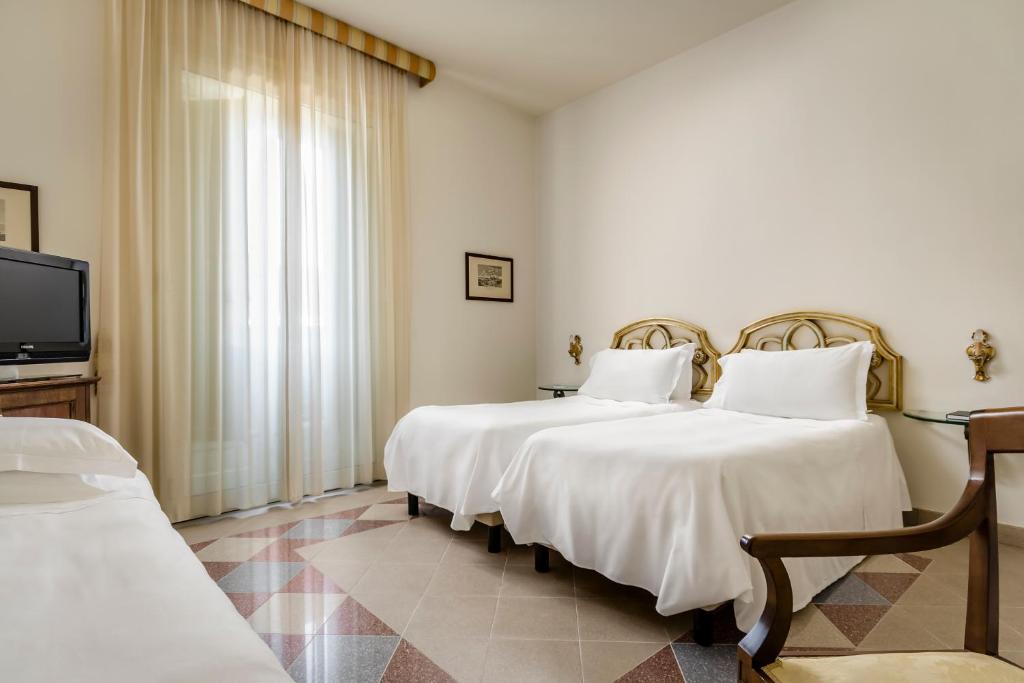 Eurostars Centrale Palace Hotel - Resim 28