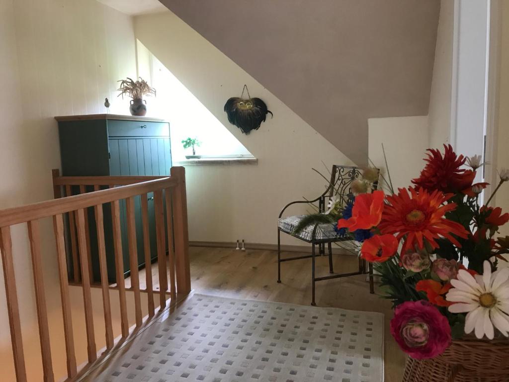 TV a/nebo společenská místnost v ubytování Ferienhaus im Fischersteig