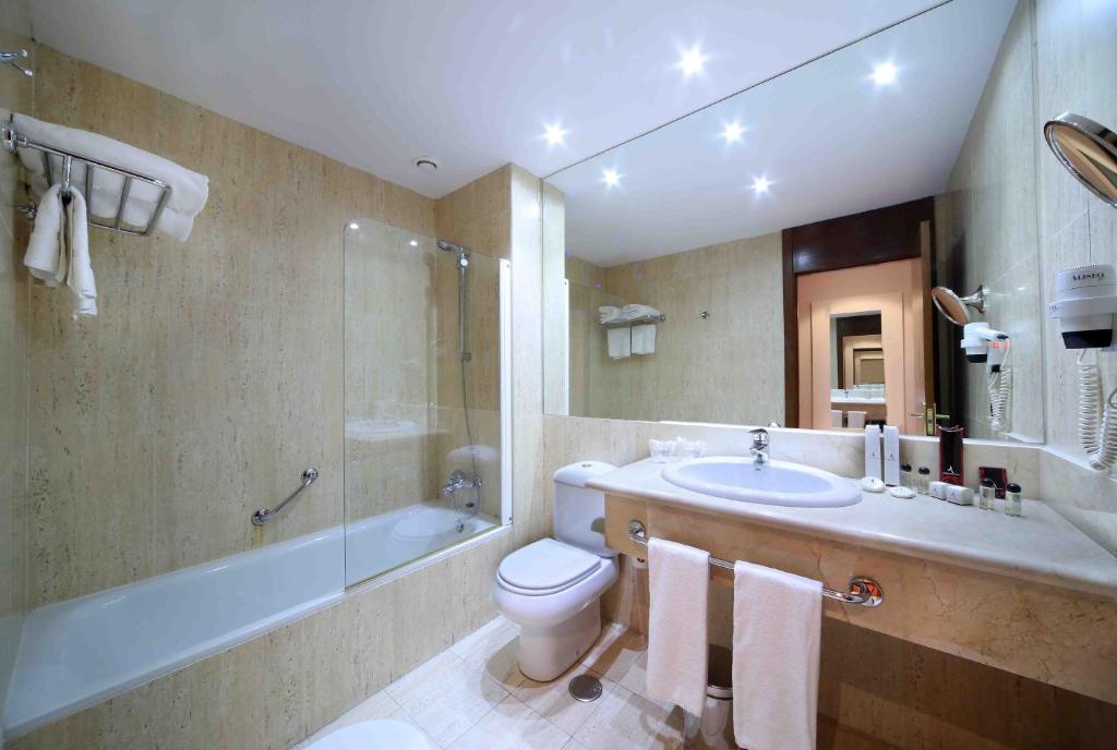 Amura Alcobendas - Triple Room