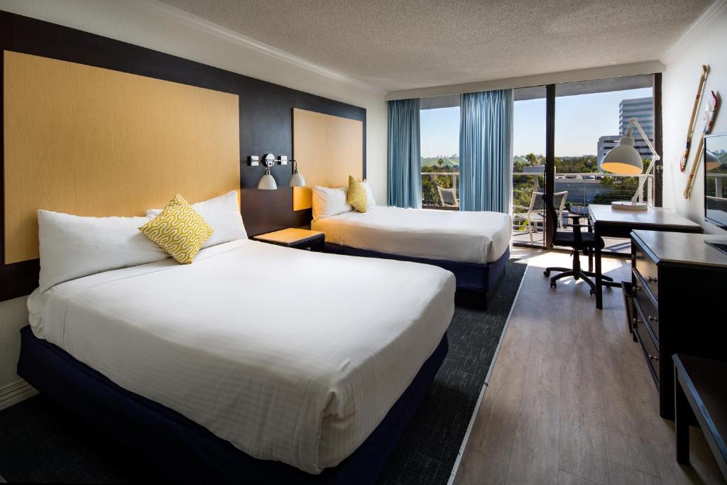 The Godfrey Hotel & Cabanas Tampa - Standard Queen Room
