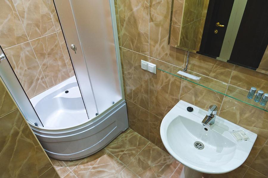 Hotel 8th Mile - Budget Double Room