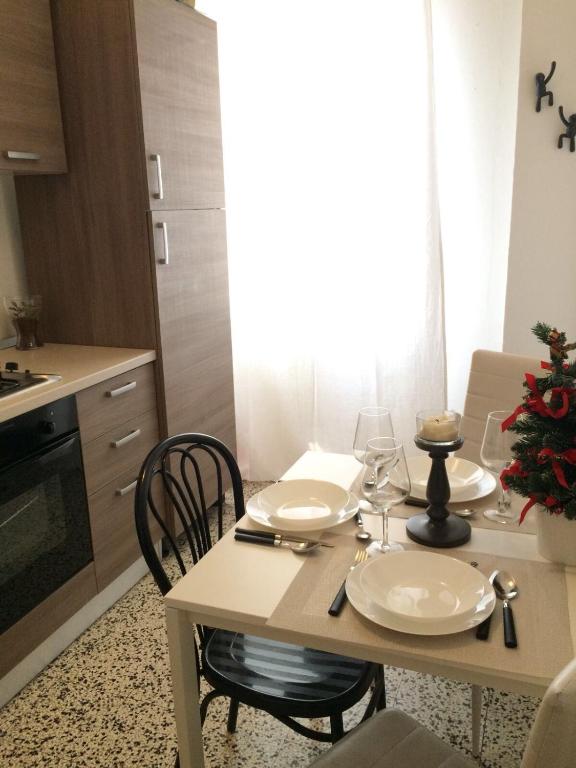 Kuchyňa alebo kuchynka v ubytovaní Enjoy Apartment Gorla