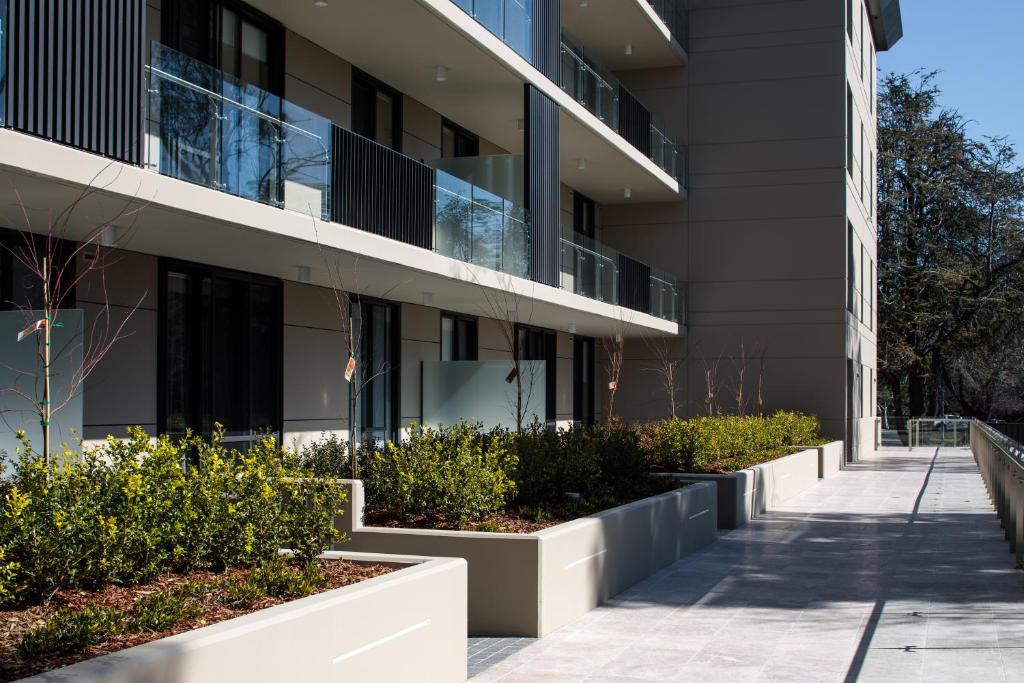 Knightsbridge Canberra - Resim 11