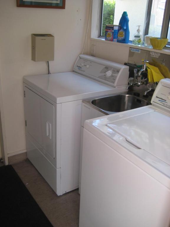 755 Regal Court Motel - Resim 25