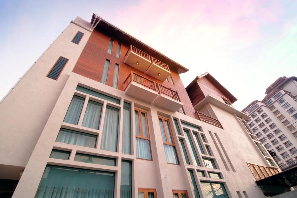 Tapae Gate Villa - Resim 18