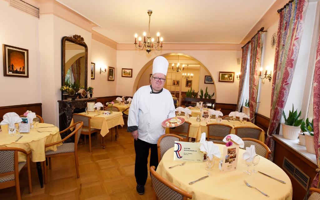 Hosté ubytování Logis Hotel Restaurant Remotel
